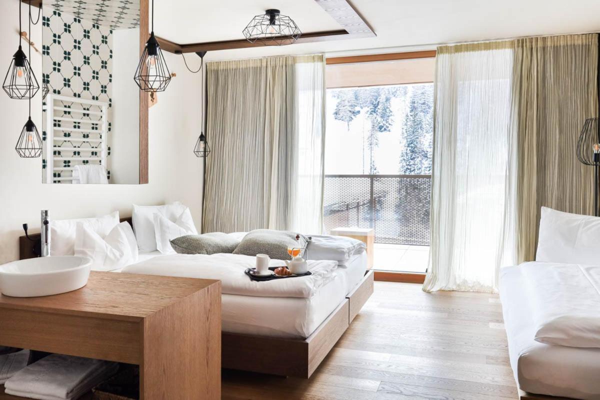 Hotel Tofana San Cassiano  Εξωτερικό φωτογραφία