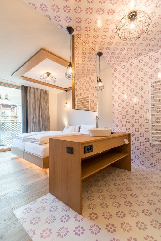 Hotel Tofana San Cassiano  Εξωτερικό φωτογραφία