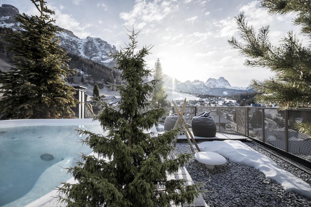 Hotel Tofana San Cassiano  Εξωτερικό φωτογραφία